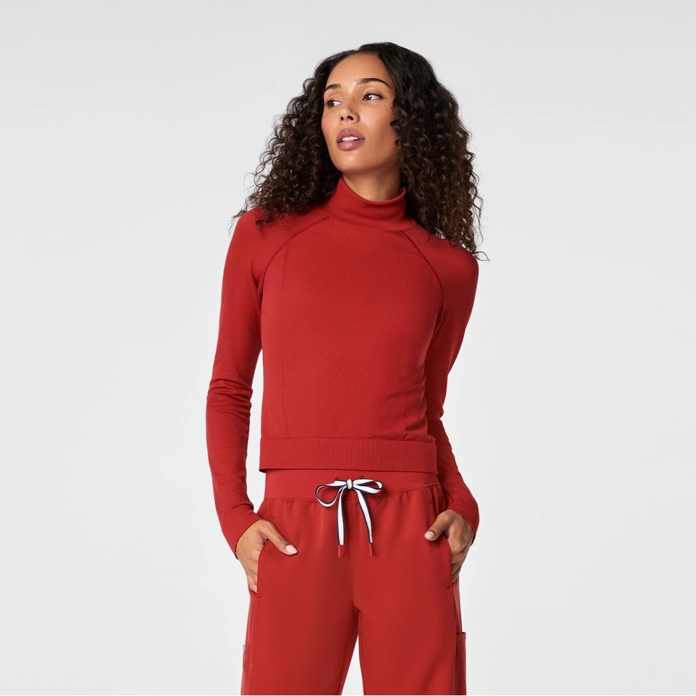 BRAND NEW Figs XS Team USA Mock Neck Longsleeve Underscrub (Team USA Red)
